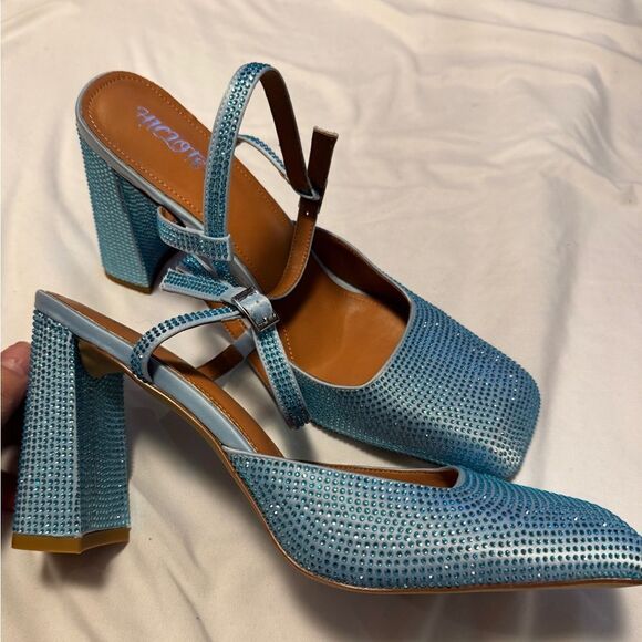 NWOT Blue Rhinestone Heels - Picture 2 of 7